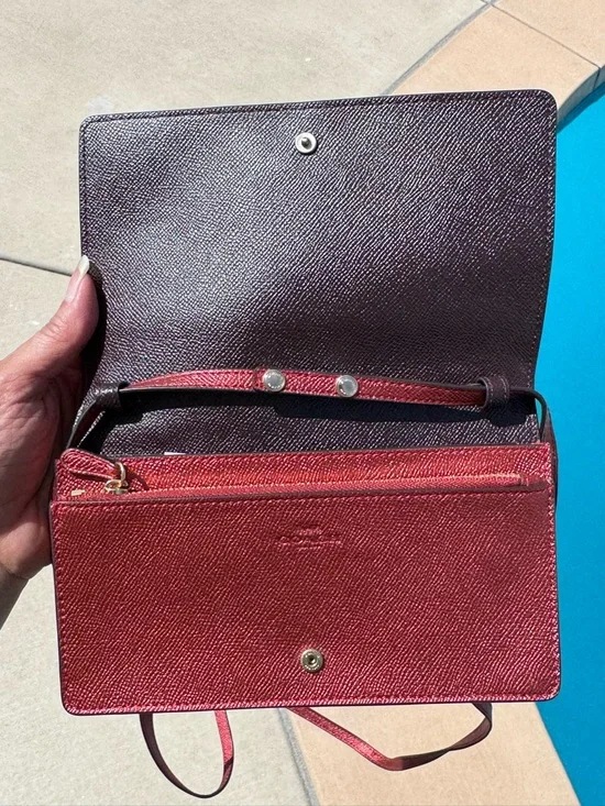 Coach Hayden  Crossbody Clutch in Ruby glitter NWOT - Picture 5 of 16